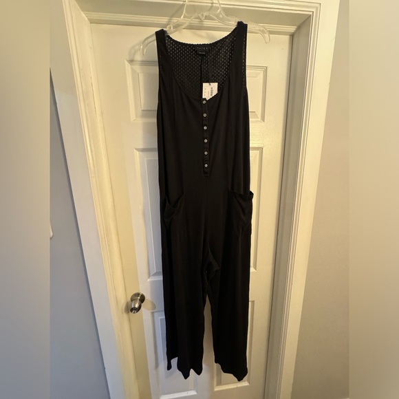 Hatch 24/7 Feeding Jumpsuit - Picture 5 of 7